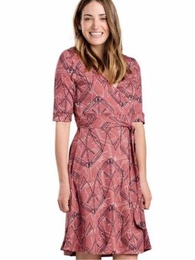 TOAD&CO ‘Cue Wrap Cafe Dress’ In ‘Redwood Yard Sale’ Print